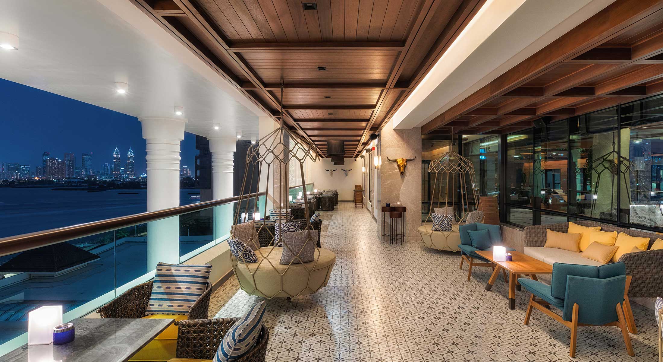 RaiaRooftopBarampLounge