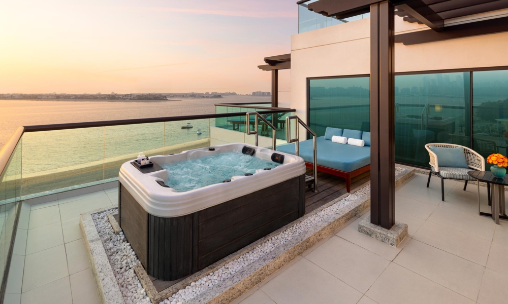 GrandLuxurySuiteSeaViewWithOpenJacuzzi