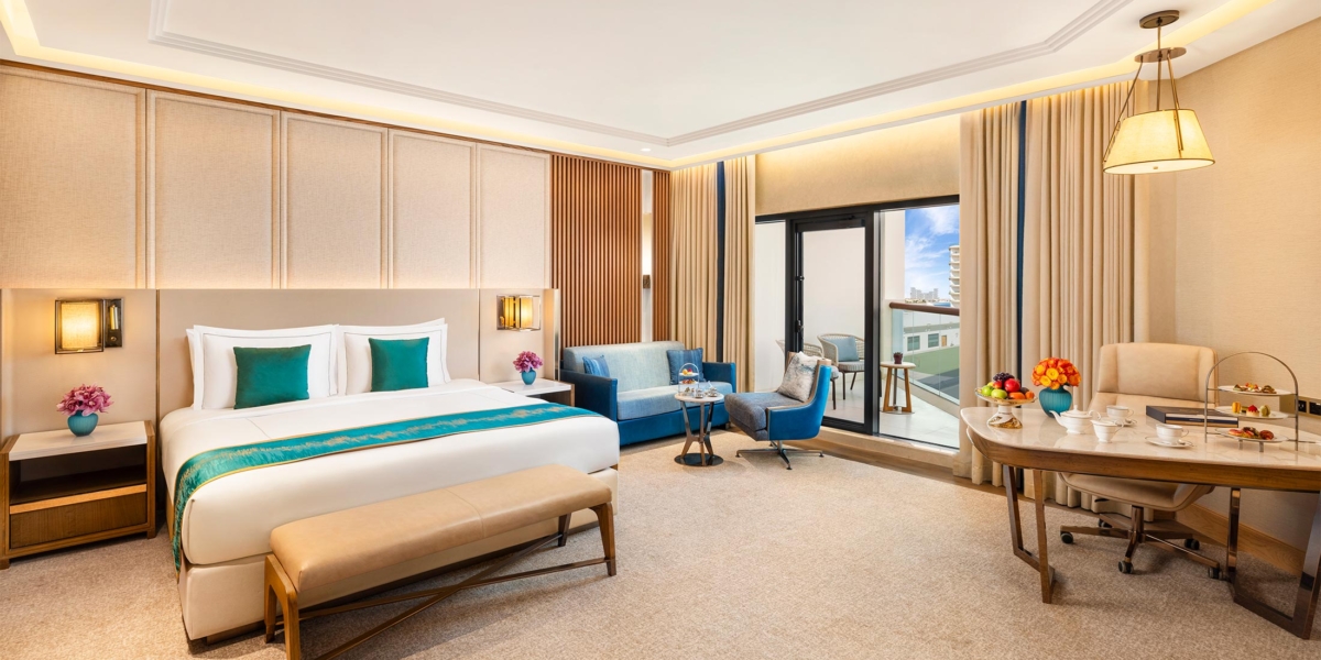 LuxuryFamilyRoomKingBed