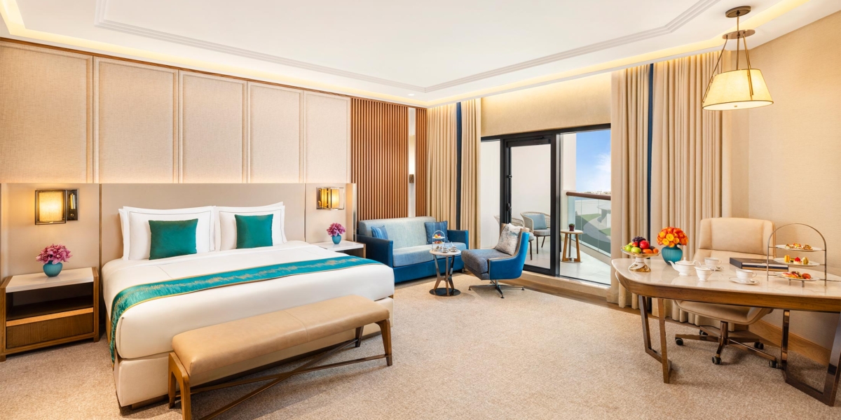 LuxuryFamilyRoomKingBed