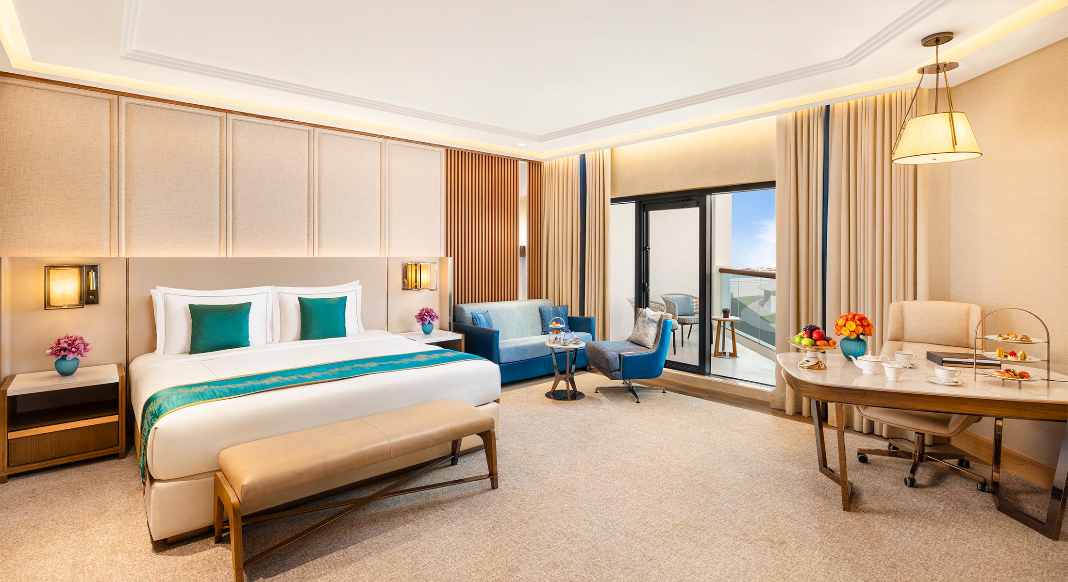 LuxuryFamilyRoomKingBed