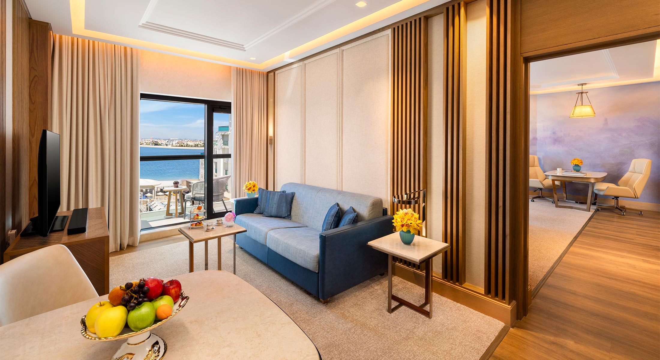 LuxurySuitePalmSeaView