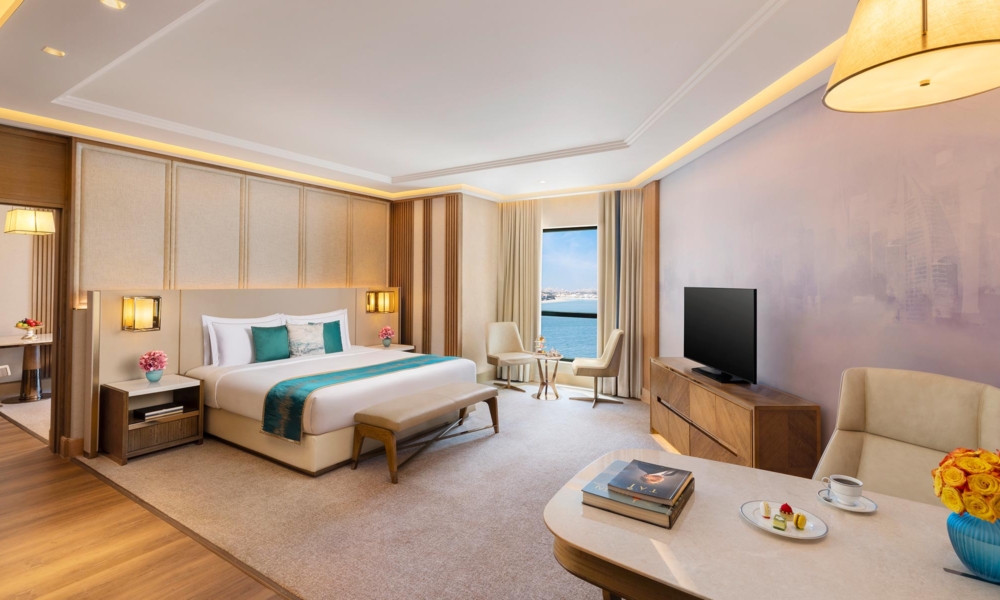 LuxurySuitePalmSeaView