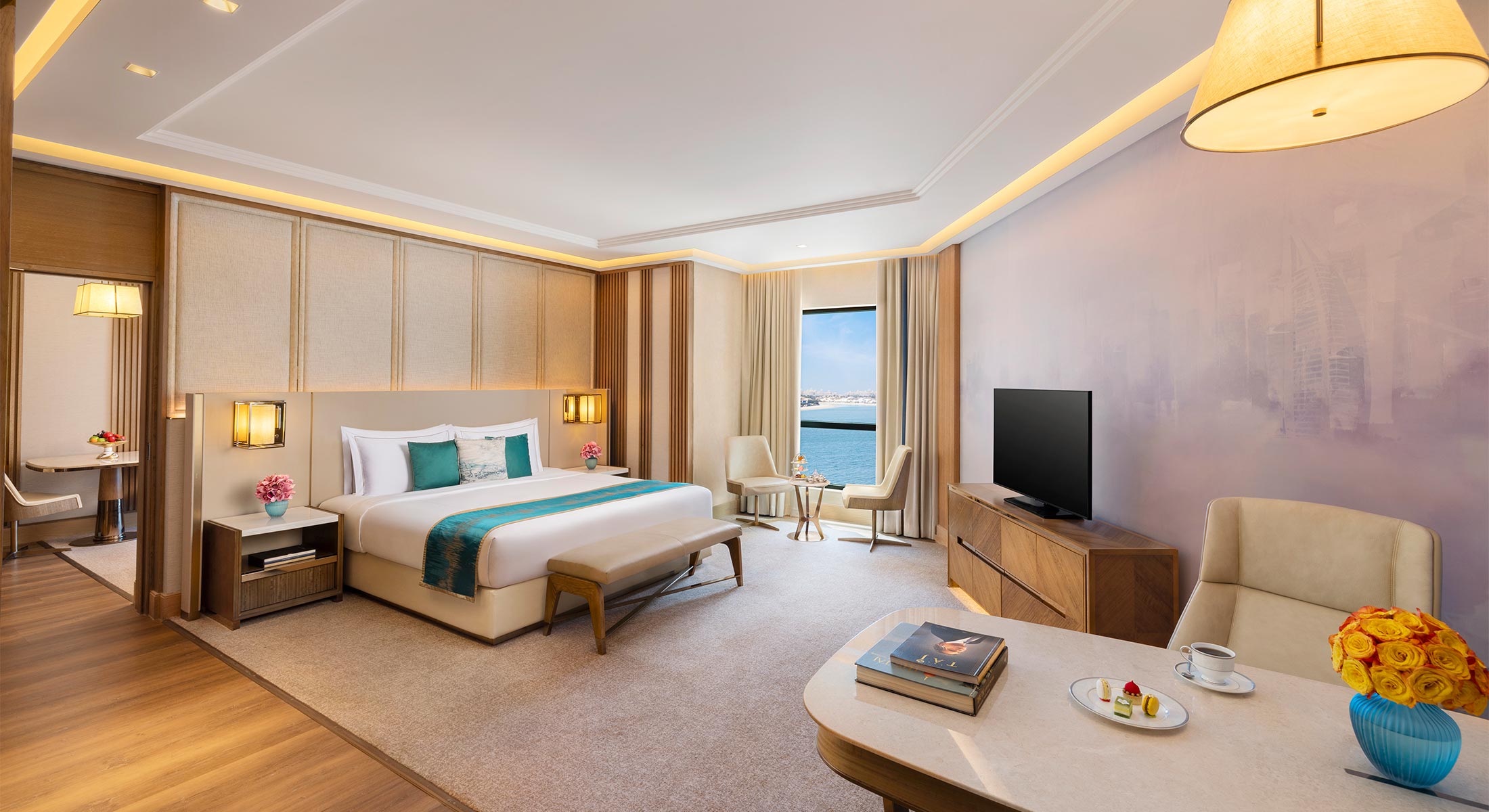 LuxurySuitePalmSeaView