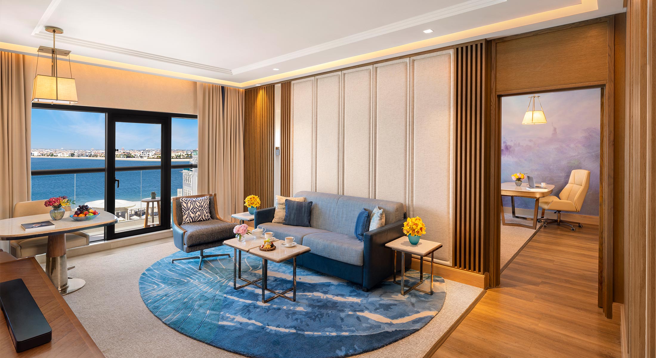 LuxurySuitePalmSeaView